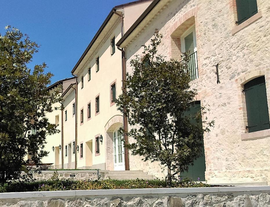 Colonia Resort ヴィットリオ・ヴェネト エクステリア 写真